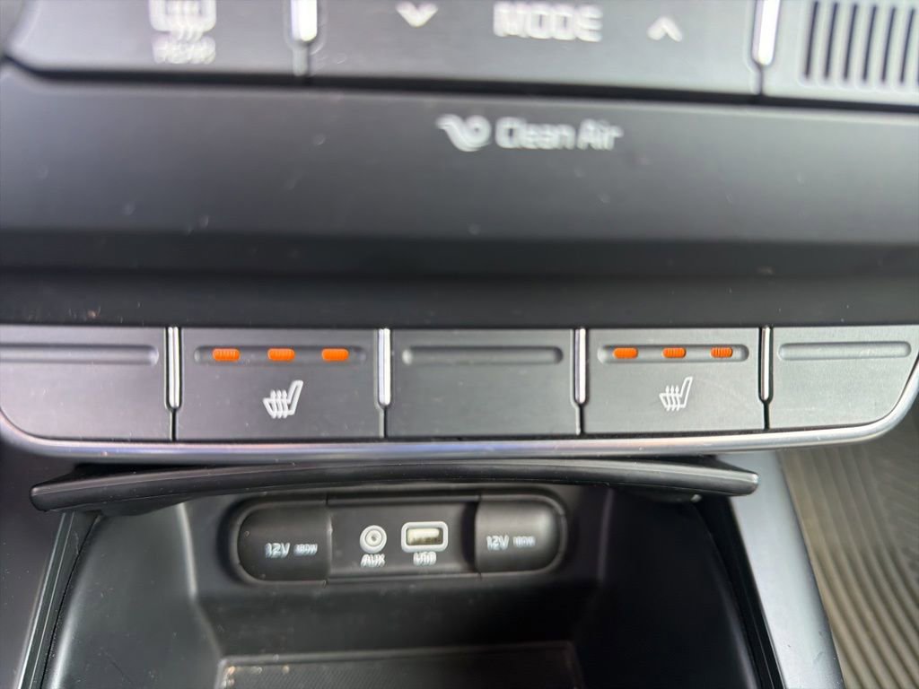 Used 2018 Kia Sorento AWD image 22