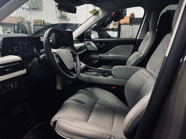 New 2026 Lincoln Aviator Reserve image 16