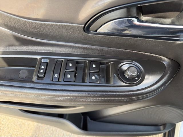 Used 2020 Buick Encore Preferred w/ Safety Package image 23