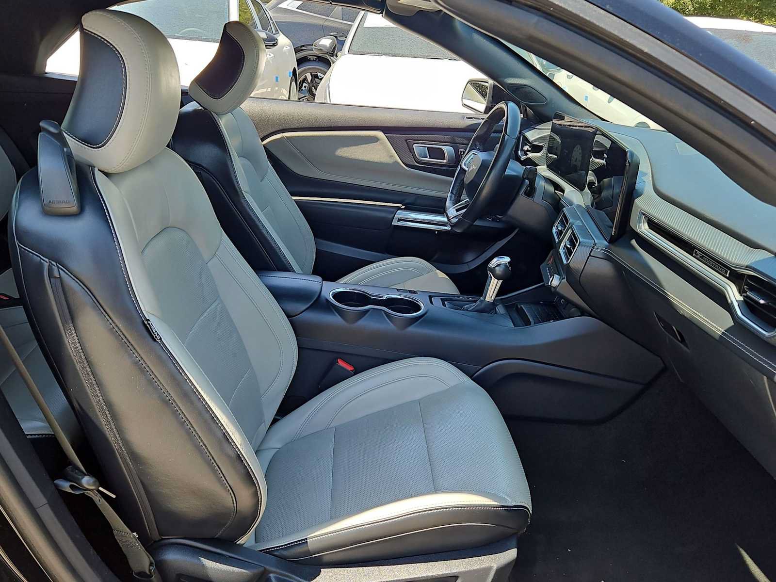 Used 2024 Ford Mustang Premium RWD image 17