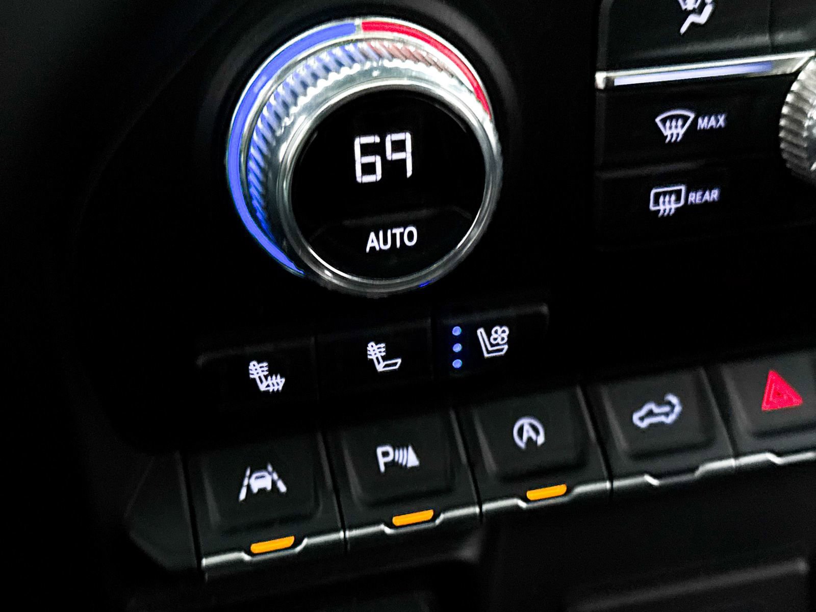 Used 2021 GMC Sierra 1500 AT4 w/ AT4 Value Package image 29