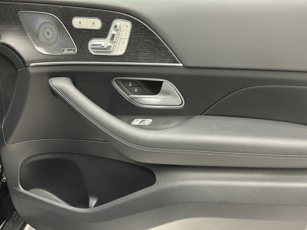 Certified 2024 Mercedes-Benz GLS 450 4MATIC image 16