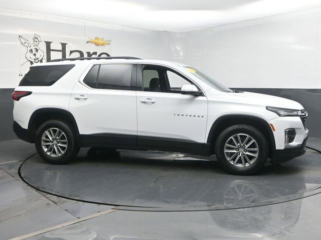 Used 2023 Chevrolet Traverse LT FWD image 1