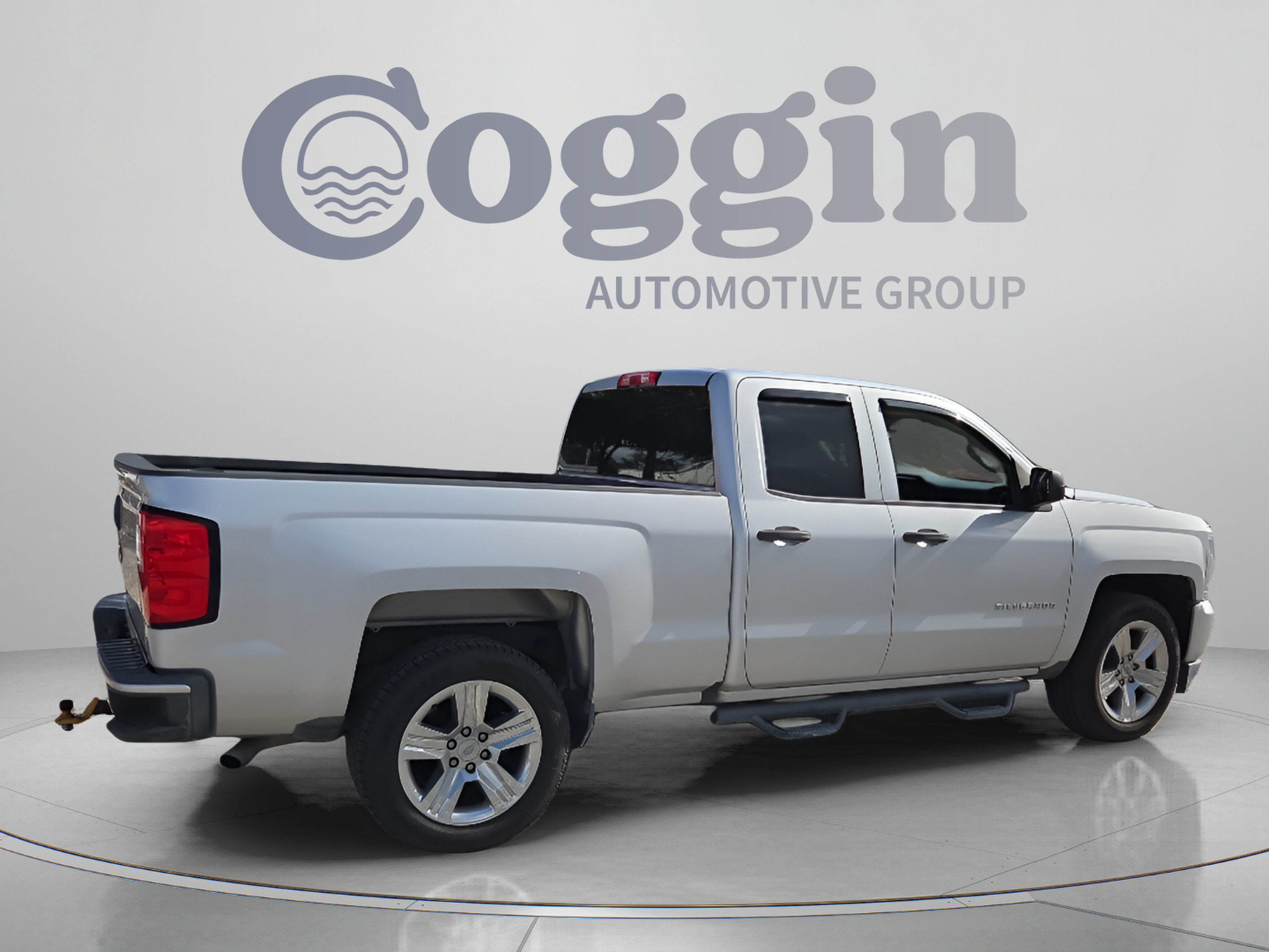 Used 2017 Chevrolet Silverado 1500 Custom w/ Custom Convenience Package RWD image 5