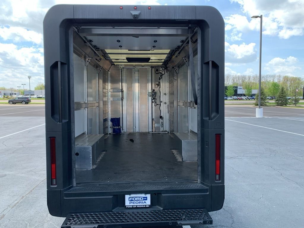 Used 2024 Chevrolet Brightdrop 600 w/ Commercial Equipment Package AWD/4WD image 10