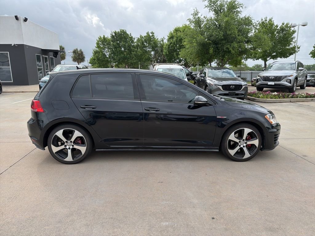 Used 2017 Volkswagen GTI S image 2