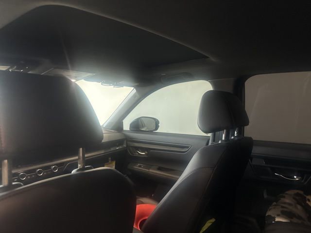 Used 2025 Honda CR-V Sport-L image 8