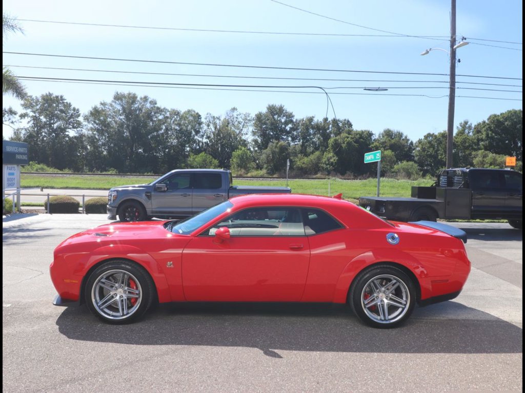Used 2022 Dodge Challenger R/T Scat Pack RWD image 8