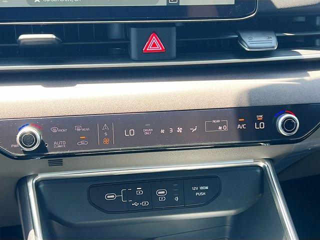 New 2026 Kia Carnival EX FWD image 16