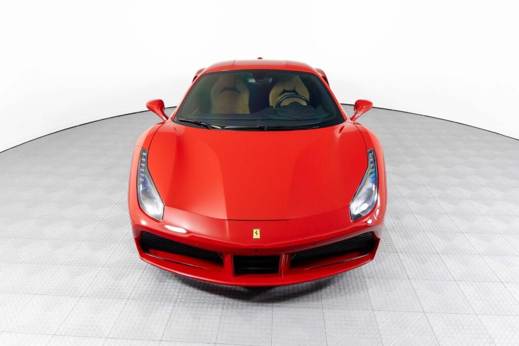 Used 2017 Ferrari 488 GTB RWD image 21