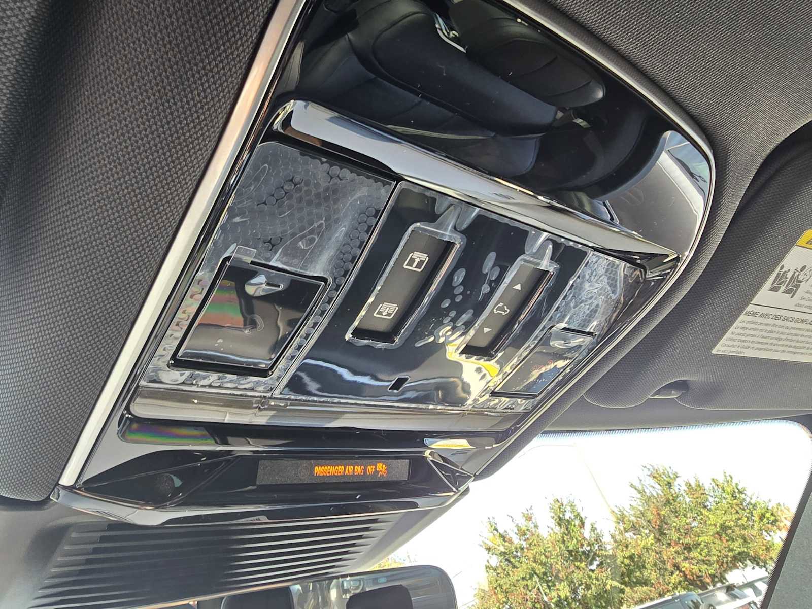 New 2025 Land Rover Range Rover SE image 33