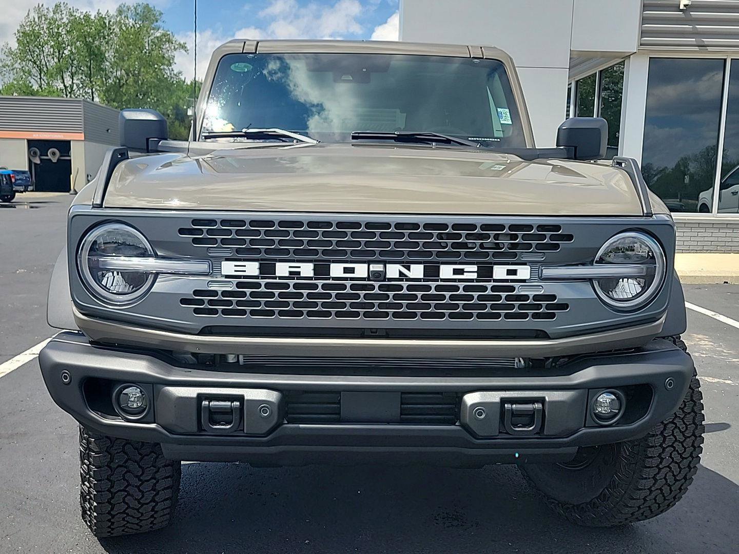 New 2026 Ford Bronco Badlands AWD/4WD image 2