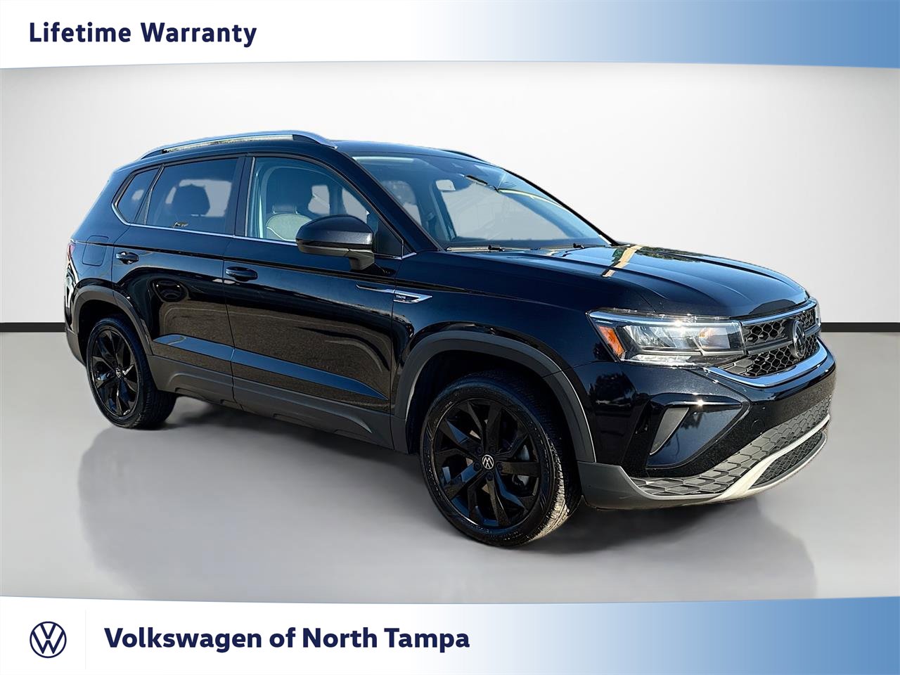 Used 2023 Volkswagen Taos SE w/ Panoramic Sunroof Package