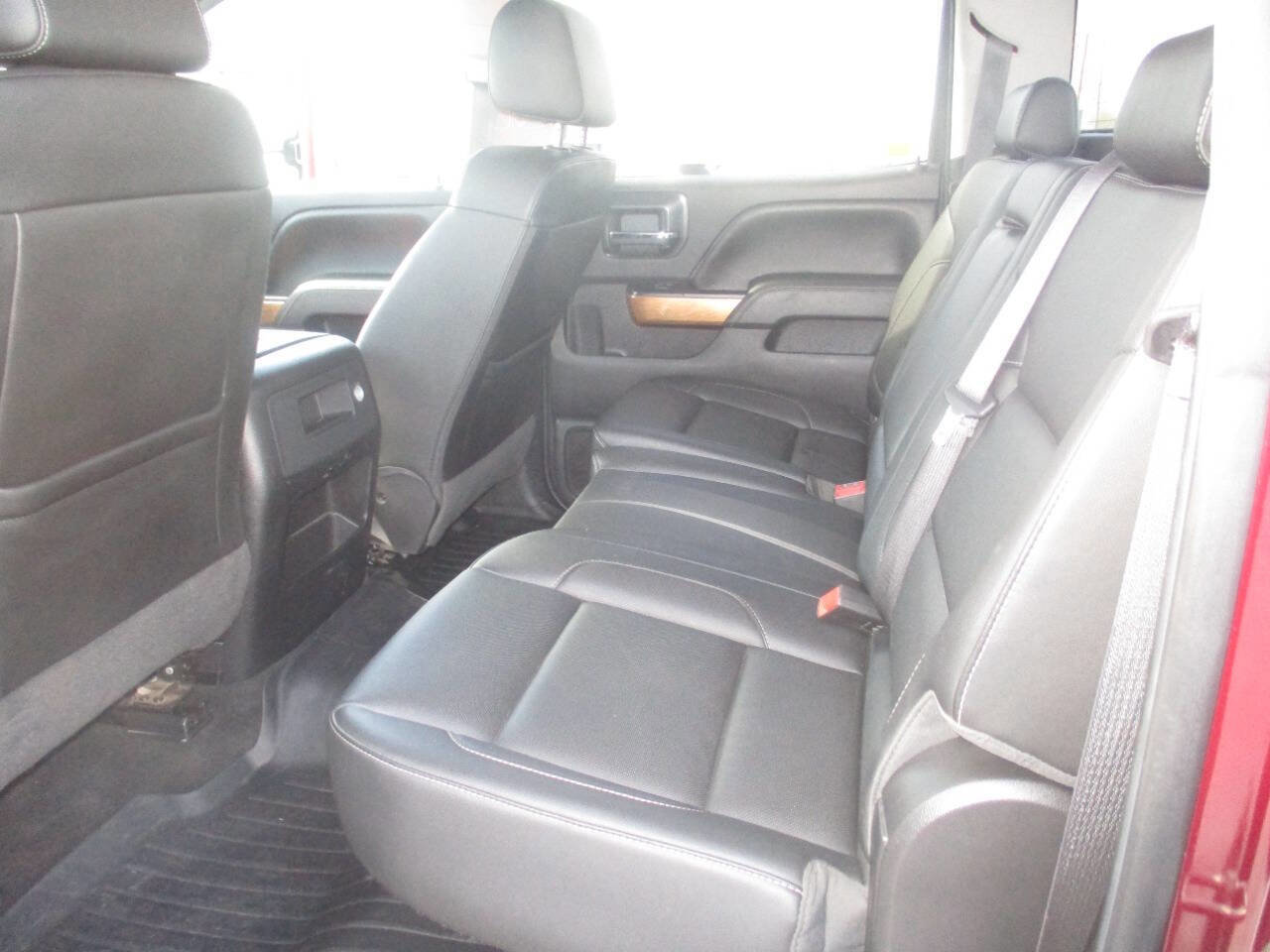 Used 2016 Chevrolet Silverado 2500 LTZ w/ LTZ Plus Package image 6