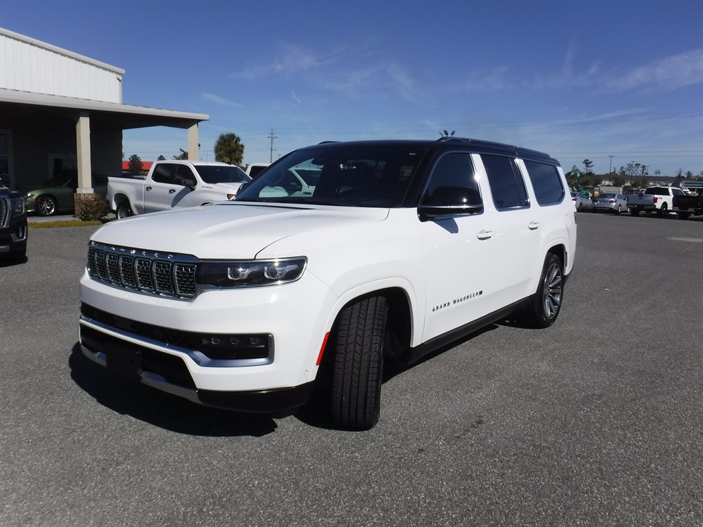 Used 2023 Jeep Grand Wagoneer L Series II image 23