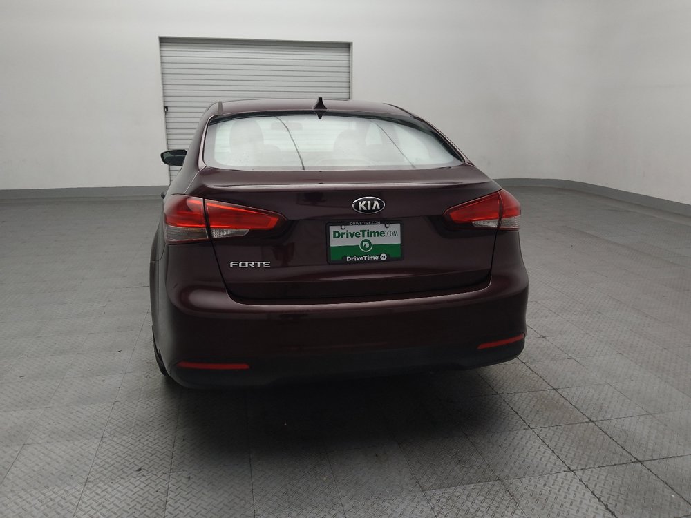 Used 2017 Kia Forte LX FWD image 6