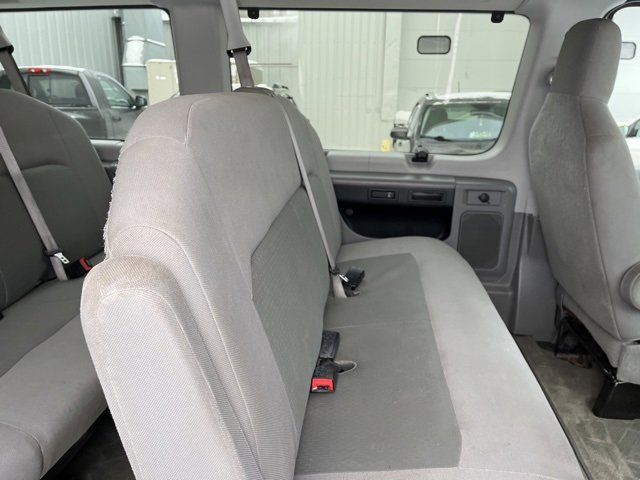 Used 2013 Ford E-350 and Econoline 350 XLT image 11