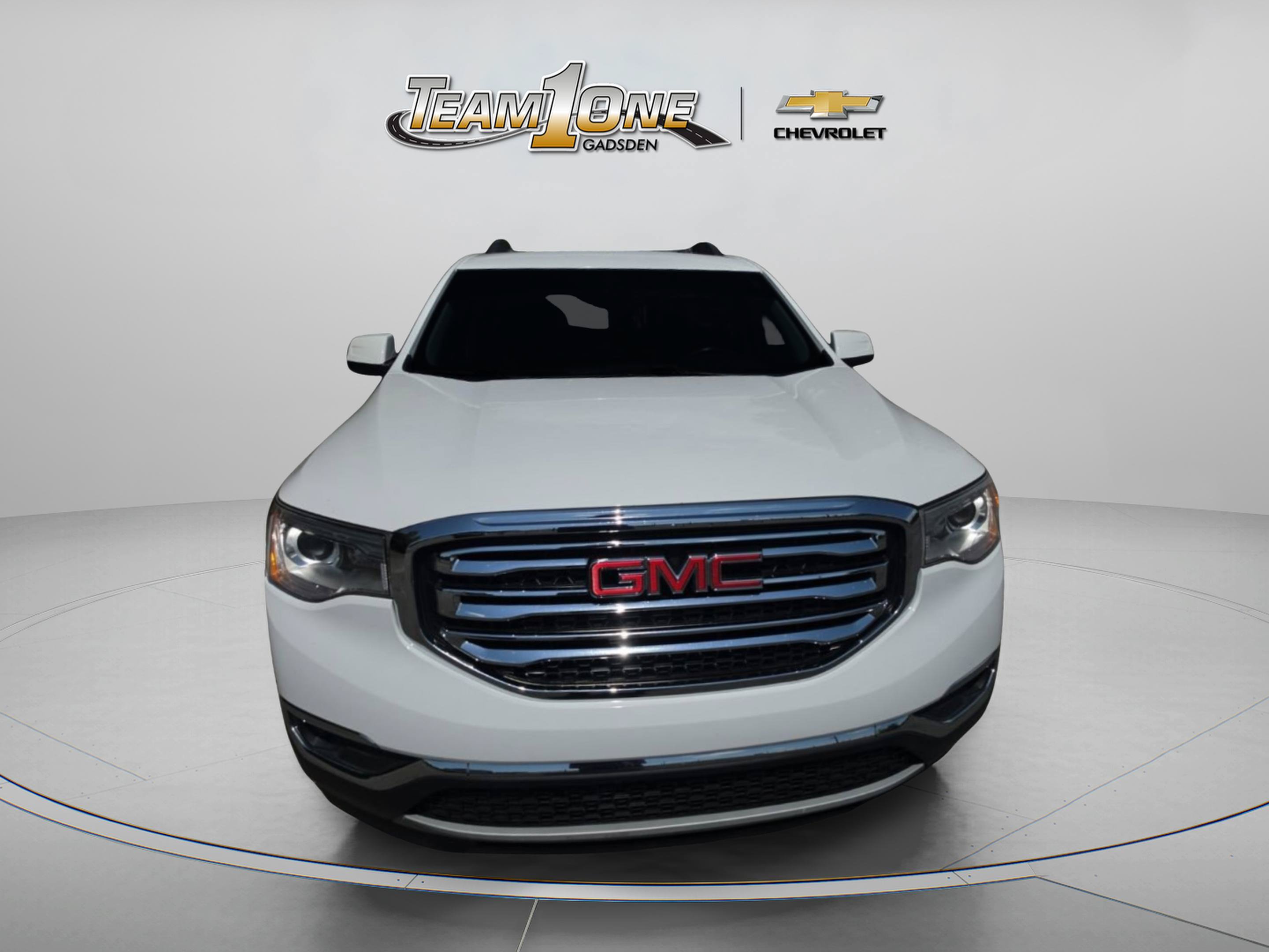 Used 2018 GMC Acadia SLT AWD/4WD image 2
