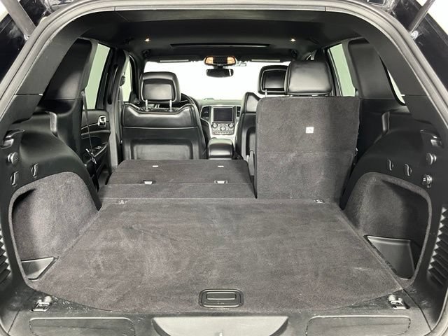 Used 2018 Jeep Grand Cherokee Altitude AWD/4WD image 30