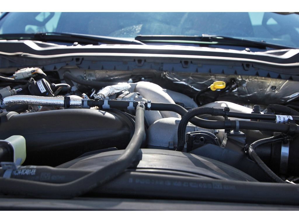 Certified 2024 Ford F450 Lariat w/ Lariat Ultimate Package image 32