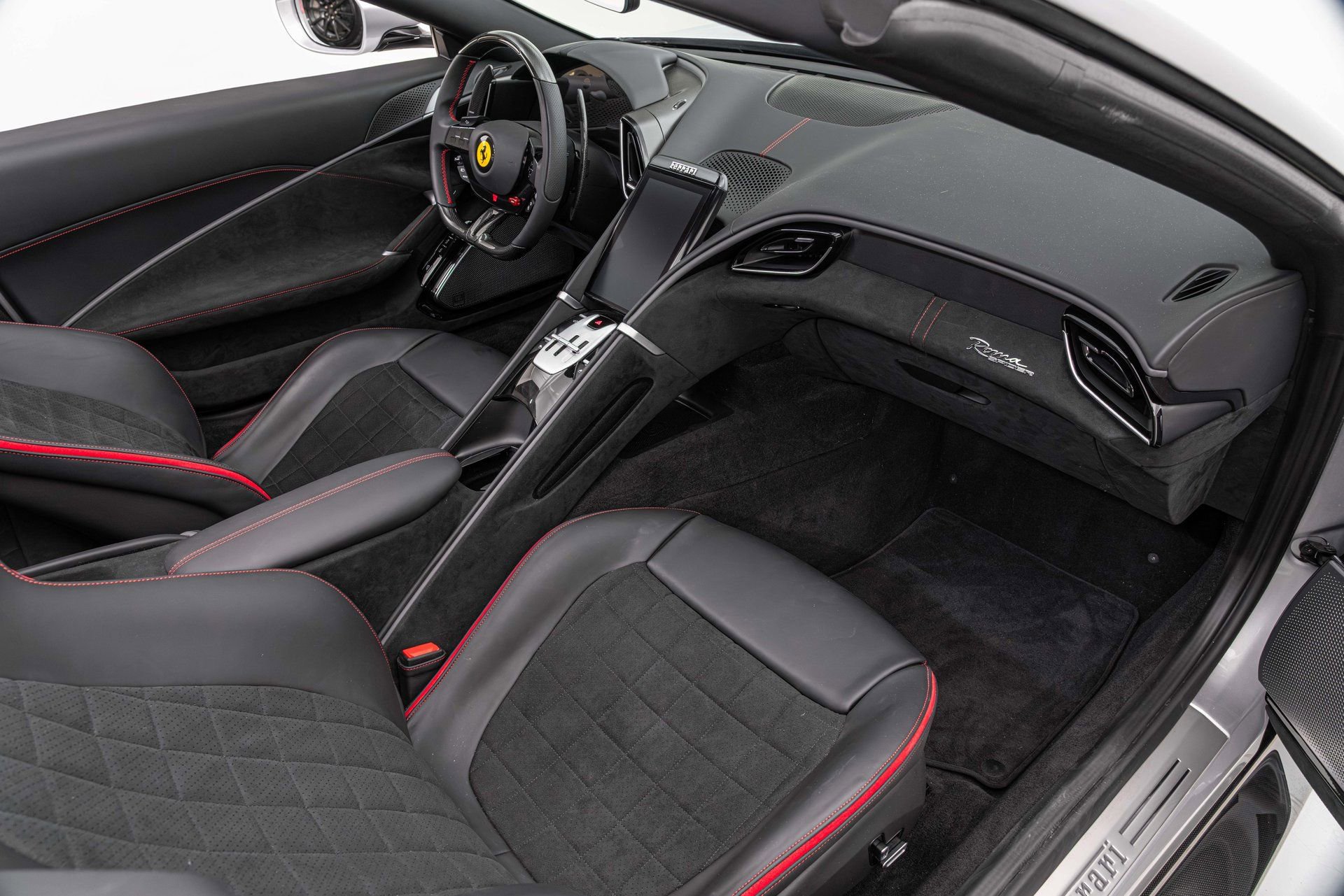 Certified 2025 Ferrari Roma Spider RWD image 65