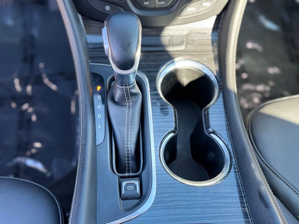 Used 2017 Buick Envision Essence image 18