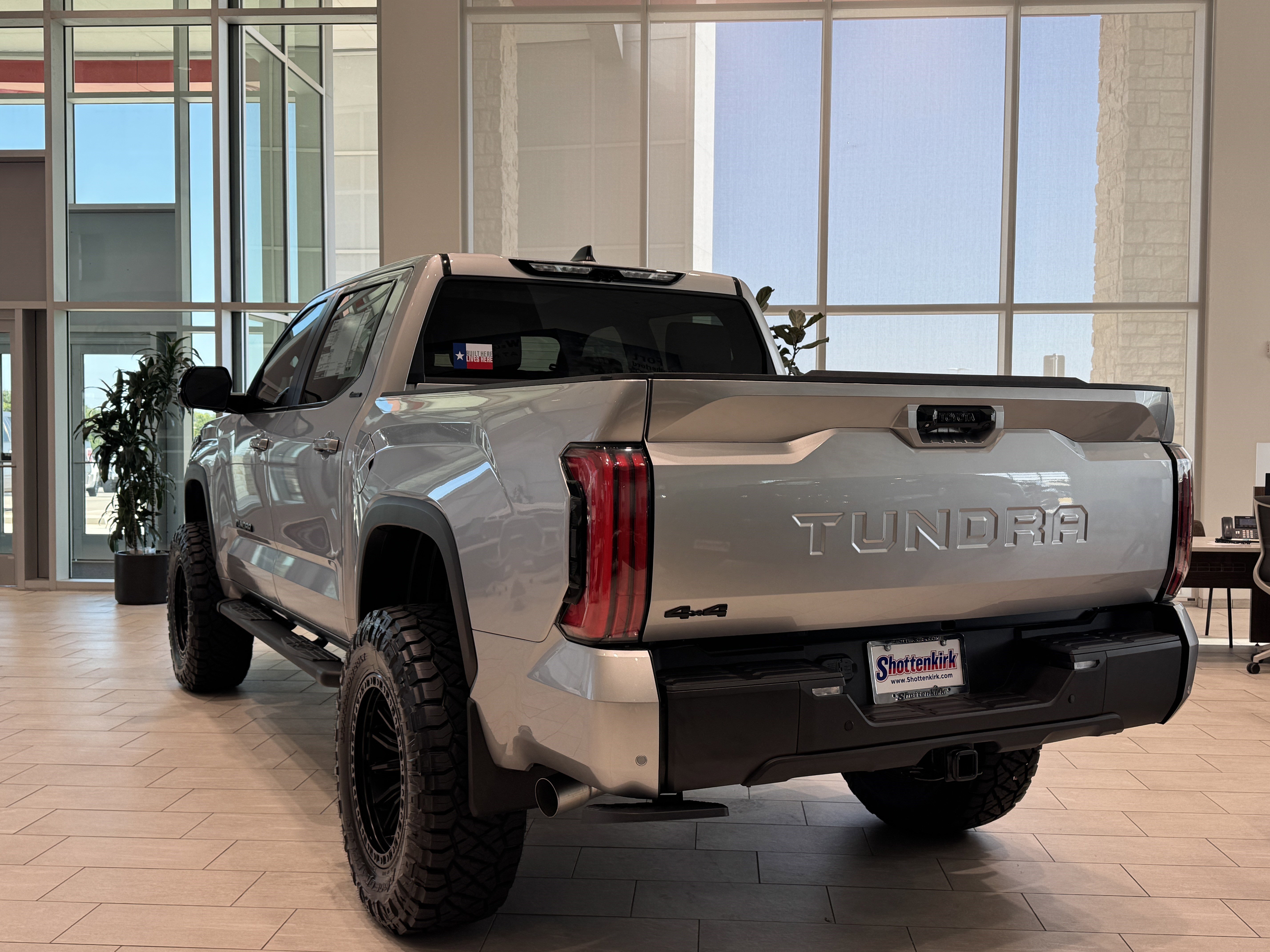 New 2026 Toyota Tundra Limited AWD/4WD image 4