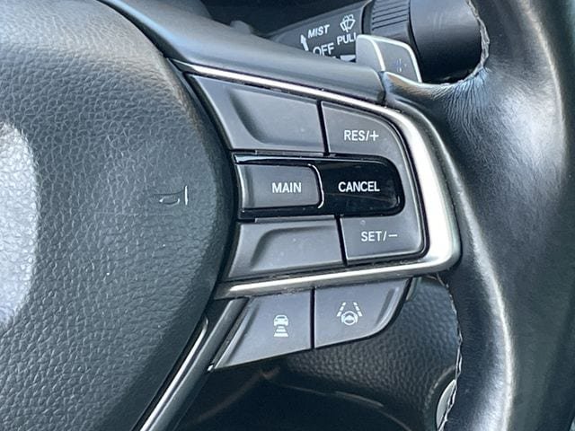 Used 2018 Honda Accord Sport image 14