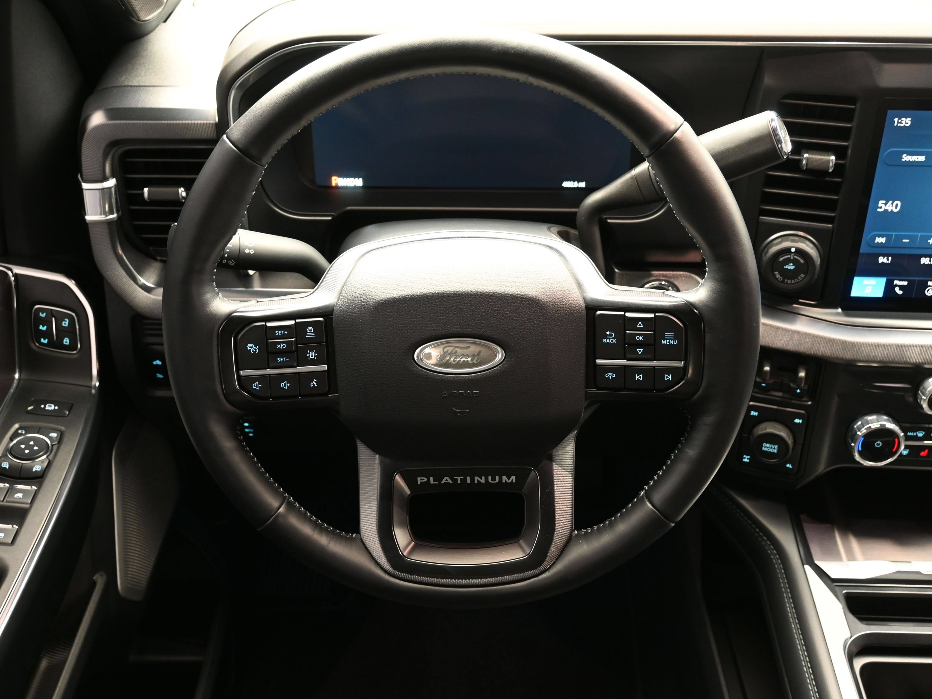 Used 2026 Ford F250 Platinum AWD/4WD image 15