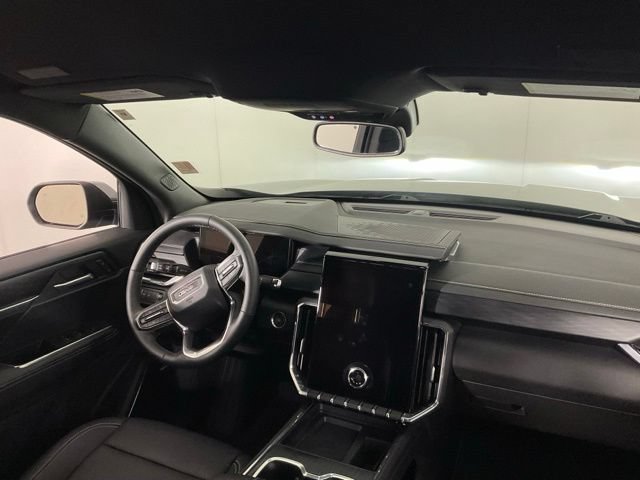 Used 2025 GMC Acadia Elevation w/ Elevation Premium Package FWD image 32