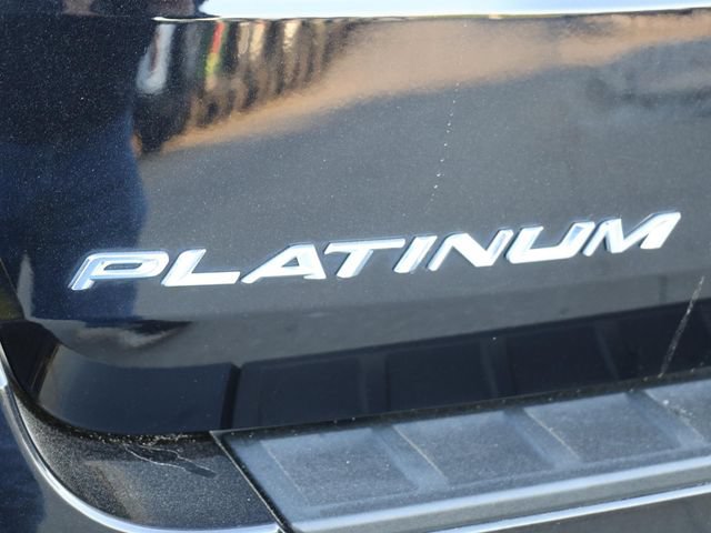 Used 2025 Ford Explorer Platinum w/ Ultimate Package AWD/4WD image 13