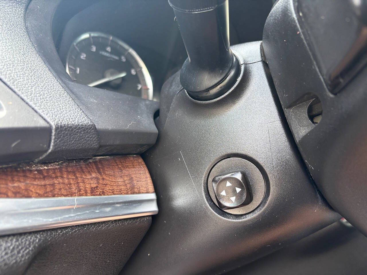 Used 2017 Acura MDX SH-AWD w/ Tech & Entertainment image 38