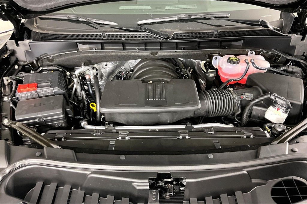 New 2027 GMC Yukon Denali Ultimate AWD/4WD image 2