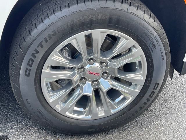 Used 2024 GMC Yukon XL Denali w/ Max Trailering Package image 30