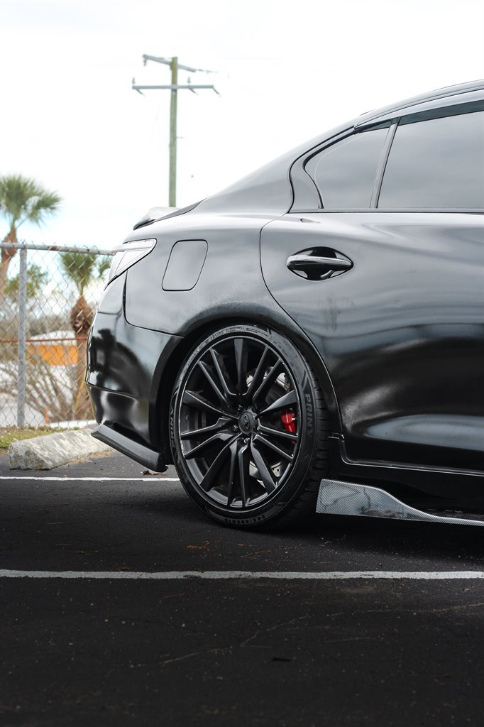 Used 2014 INFINITI Q50 Sport w/ Deluxe Touring Package image 3