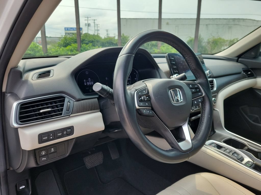 Used 2021 Honda Accord Touring image 20