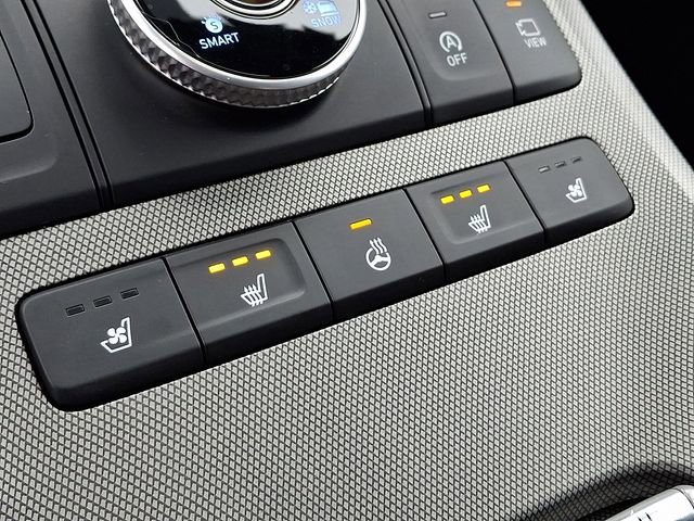 Used 2021 Hyundai Palisade Calligraphy image 26