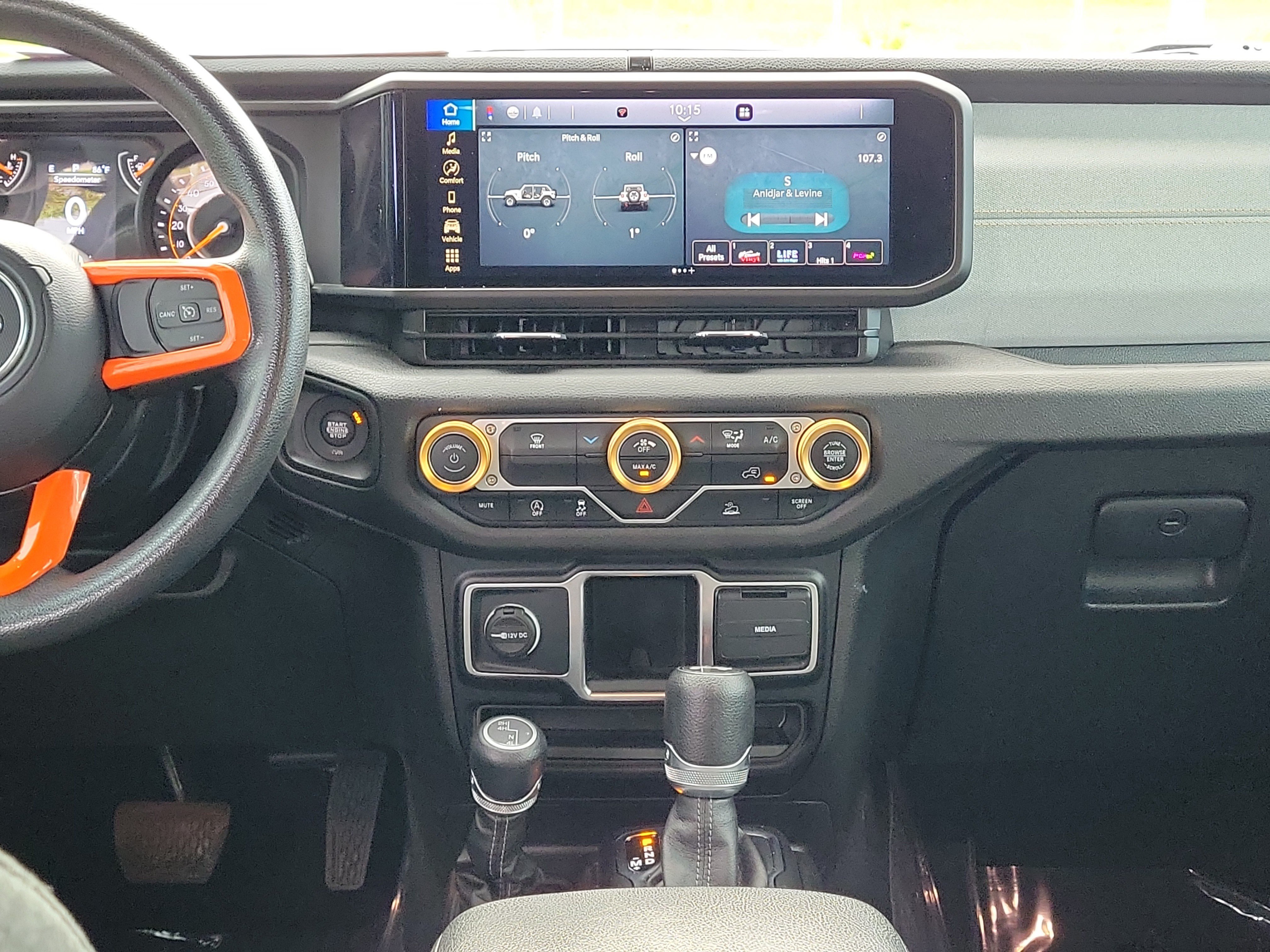 Used 2024 Jeep Wrangler Unlimited Sport AWD/4WD image 16