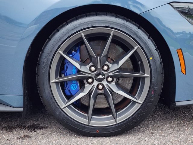 Used 2024 Ford Mustang Dark Horse RWD image 12