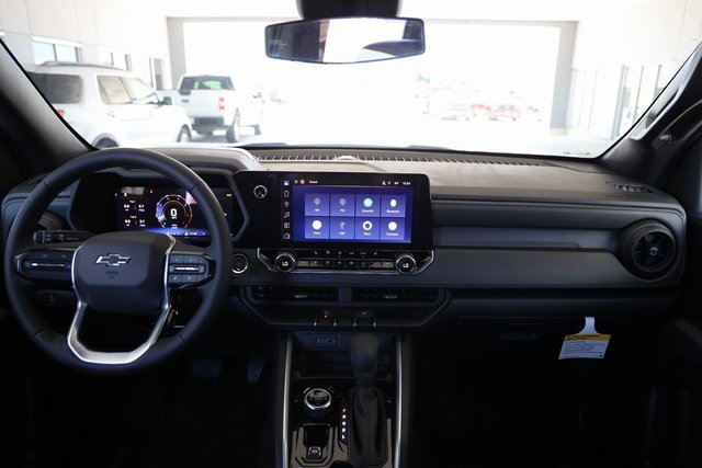 New 2025 Chevrolet Colorado Trail Boss w/ Midnight Edition image 11
