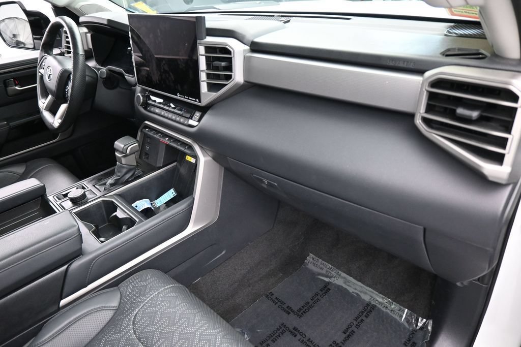 Used 2023 Toyota Tundra Limited AWD/4WD image 45