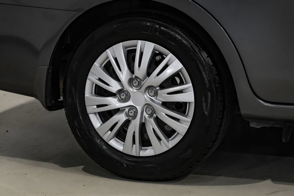 Used 2019 Nissan Versa S Plus FWD image 48