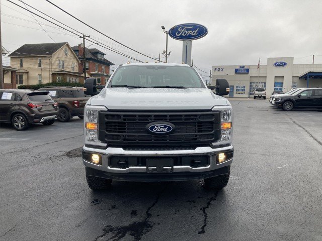 New 2027 Ford F250 XL w/ XL Off-Road 33" Tire Package AWD/4WD image 5
