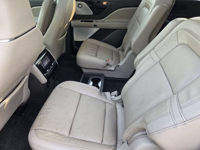 Used 2023 Lincoln Aviator Reserve w/ Equipment Group 201A AWD/4WD image 24