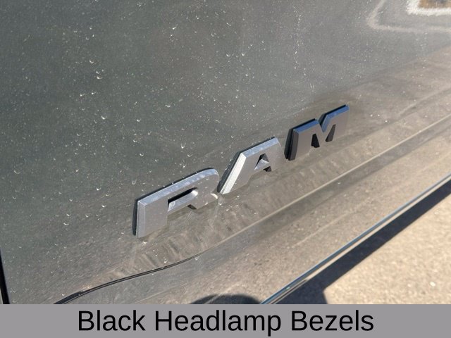 New 2026 RAM 1500 4x4 Crew Cab image 13