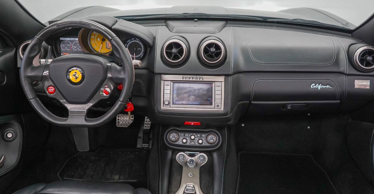 Used 2011 Ferrari California Base 2dr Convertible image 68