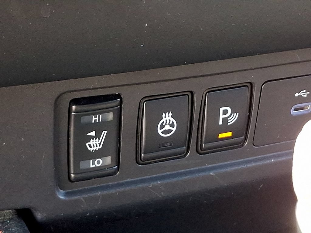 Used 2022 Nissan Frontier PRO-4X AWD/4WD image 25