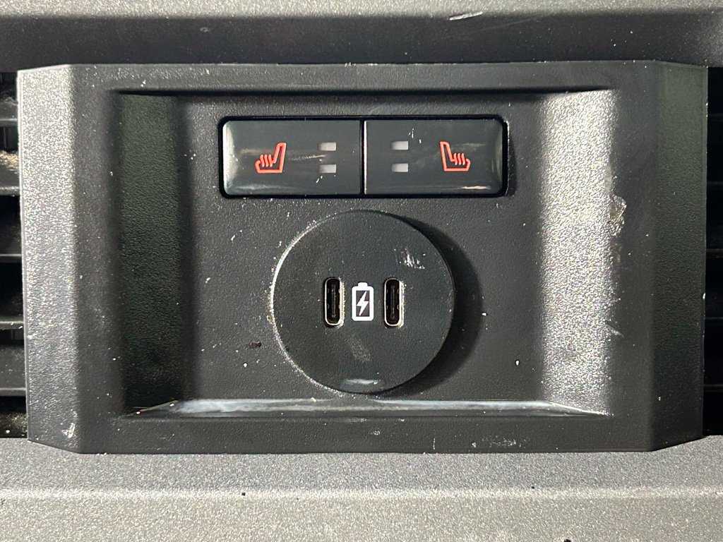Used 2023 Ford F350 Lariat AWD/4WD image 18