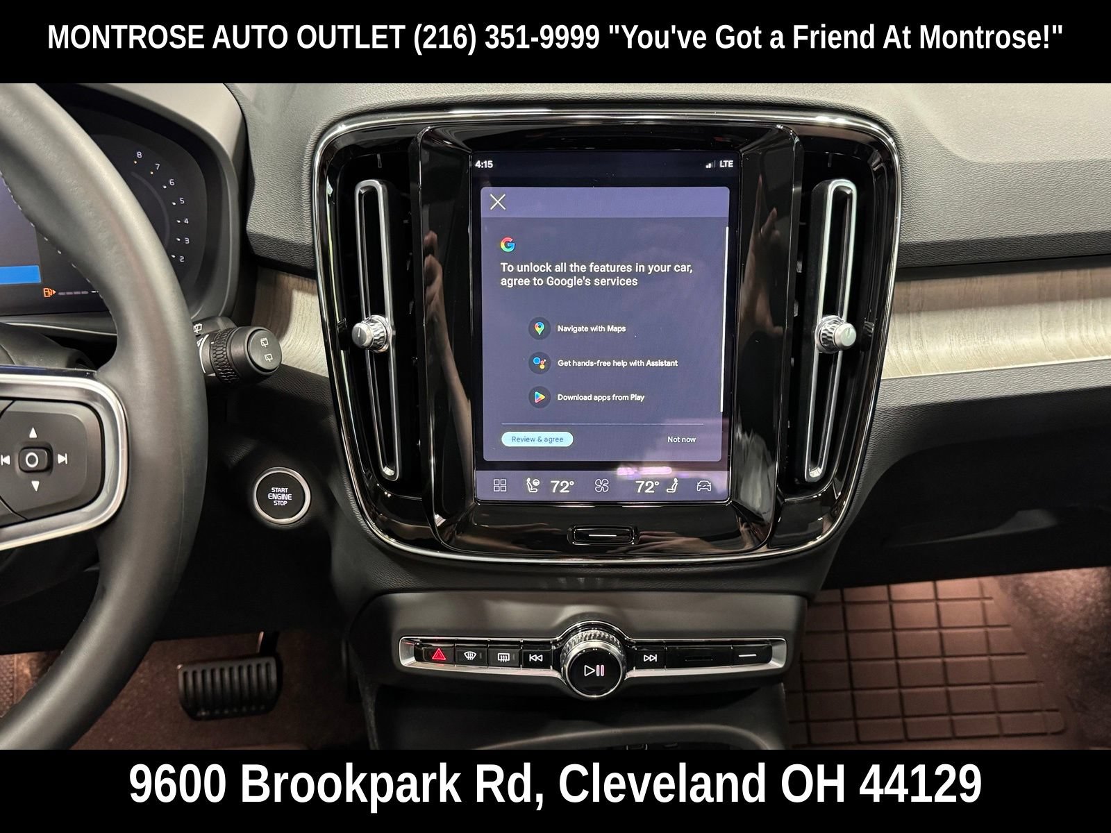 Certified 2023 Volvo XC40 B5 Plus w/ Protection Package Premier AWD/4WD image 28