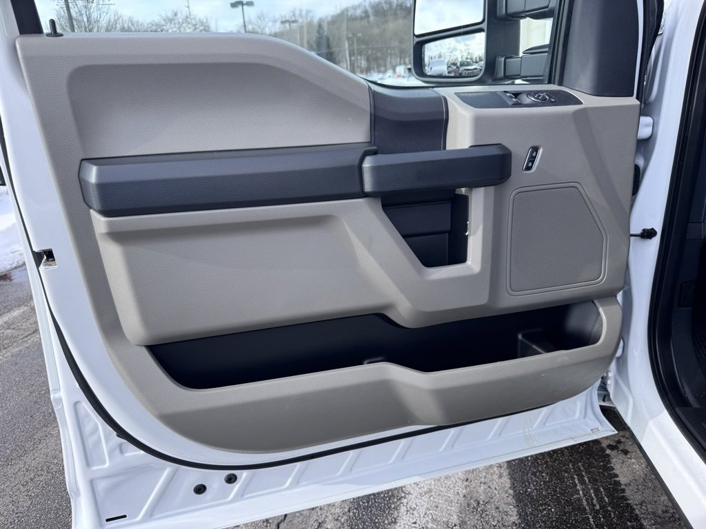 Certified 2022 Ford F250 XL w/ Power Equipment Group image 20